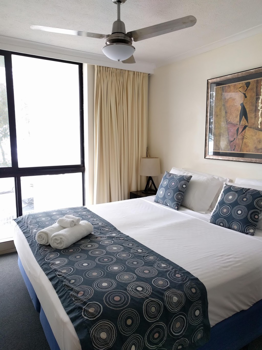 Olympus Holiday Apartments | 60 The Esplanade, Corner of View Avenue, Gold Coast MC QLD 4217, Australia | Phone: (07) 5538 7288