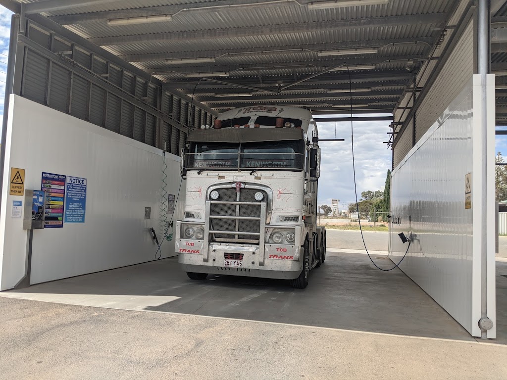 Ceduna Car & Truck Wash & DIY Dog Wash | 14 Kuhlmann St, Ceduna SA 5690, Australia | Phone: 0428 265 095