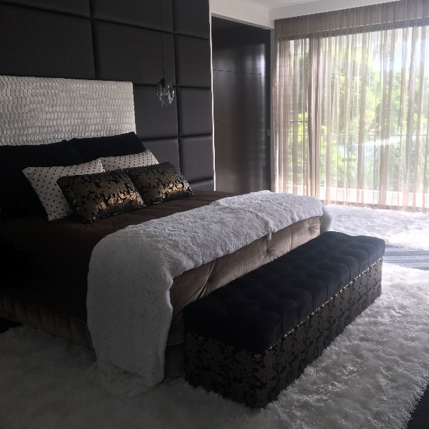 Lux Luxury Soft Furnishings / Lifestyle Living | 2B/106 Bundall Rd, Bundall QLD 4217, Australia | Phone: 0424 223 121