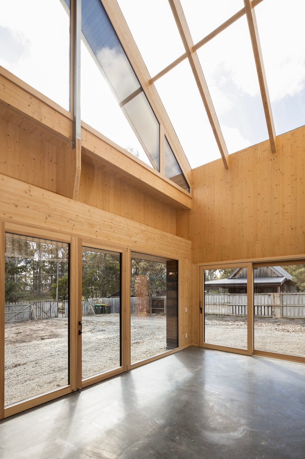 Stuart Mckenzie Hall | 17 Aotea Rd, Sandy Bay TAS 7005, Australia | Phone: 0404 709 832