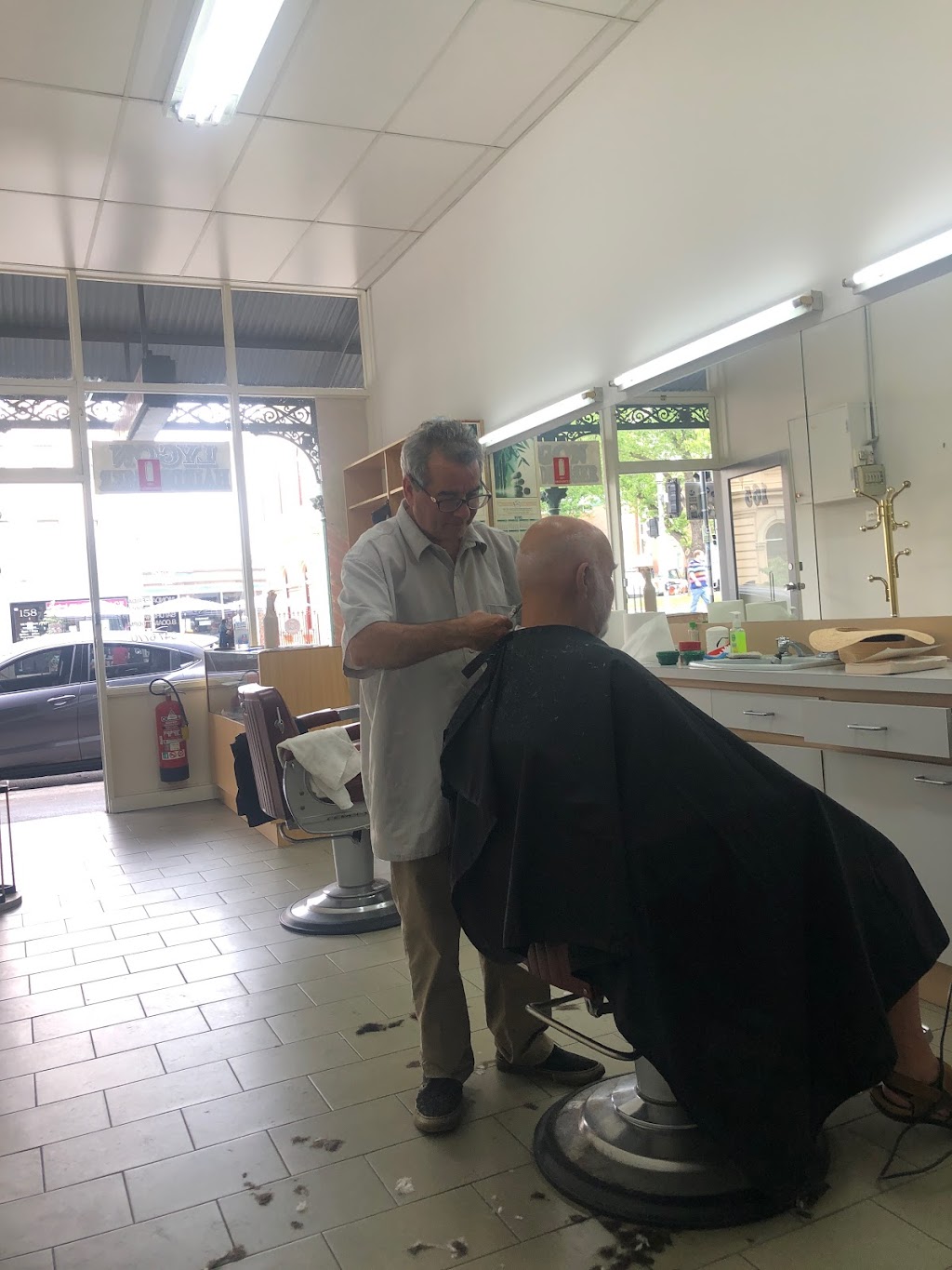 Lorenzo Lygon Hairdressers | 165 Elgin St, Carlton VIC 3053, Australia | Phone: (03) 9347 6770