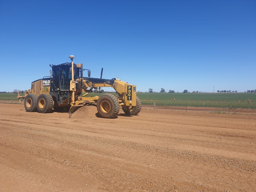 P&D Grader Hire Pty Ltd | 89 Captain Whish Ave, Morayfield QLD 4506, Australia | Phone: 0423 595 757