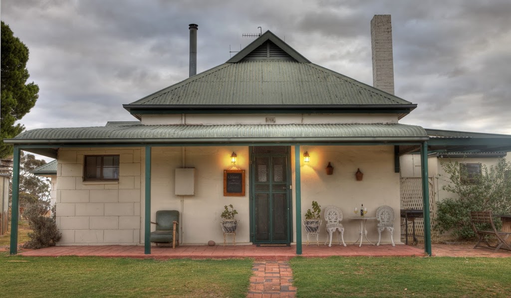 Dunalan Cottage | lodging | Dukes Highway, Bordertown SA 5268, Australia | 0417827122 OR +61 417 827 122