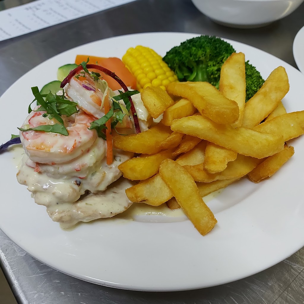 Black Ridge Restaurant Bar & Grill Forbes N.S.W | 22/34 Parkes Rd, Forbes NSW 2871, Australia | Phone: (02) 6850 1235