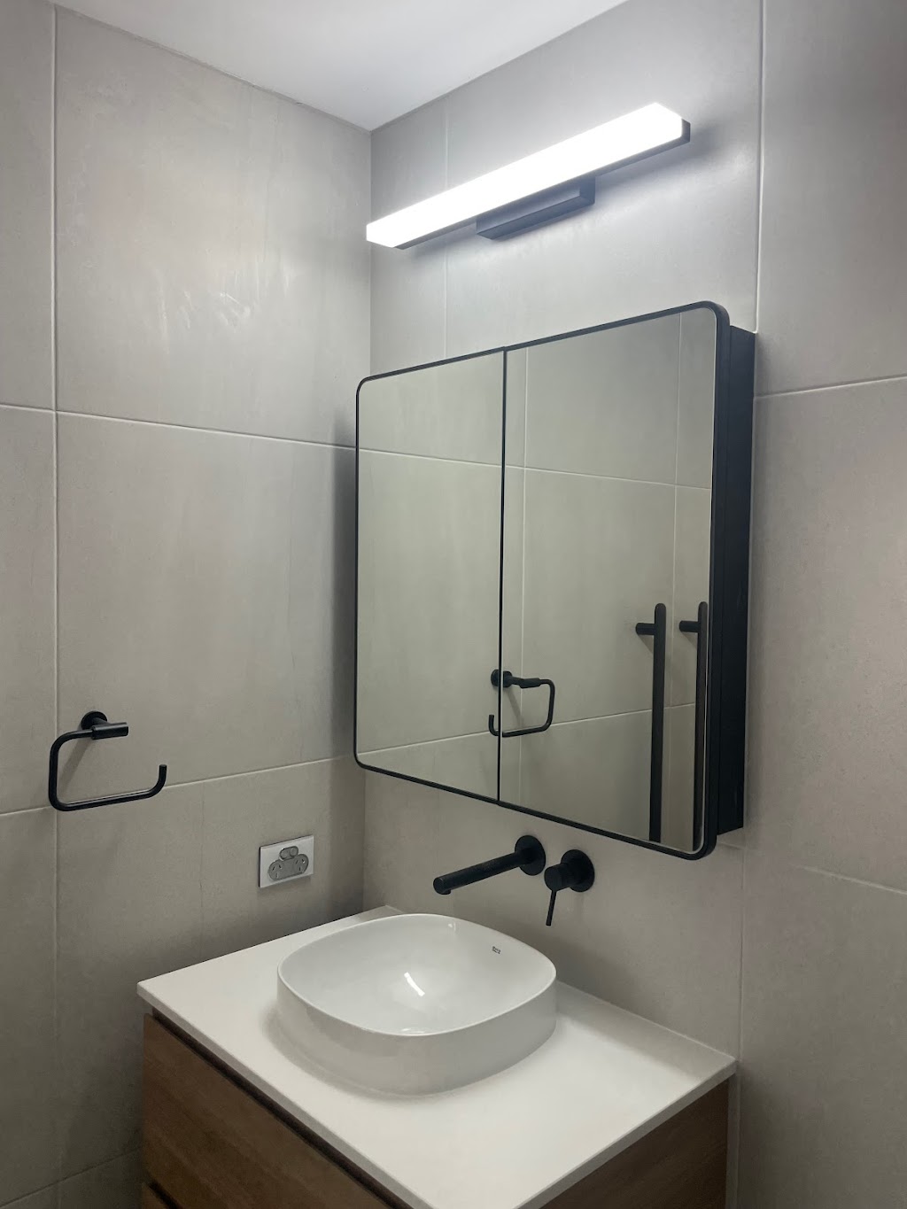 Switched industries electrical, maintenance and test and tag | 577 Yarramalong Rd, Wyong Creek NSW 2259, Australia | Phone: 0403 794 846