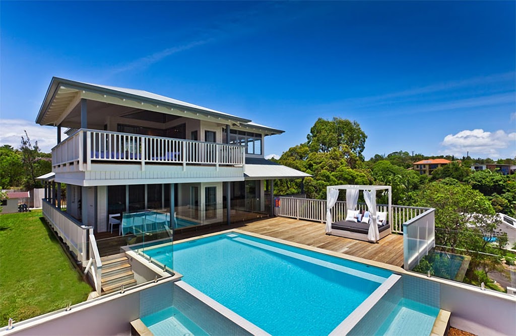 A PERFECT STAY Vantage Over Byron | 57 Ruskin St, Byron Bay NSW 2481, Australia | Phone: 1300 588 277
