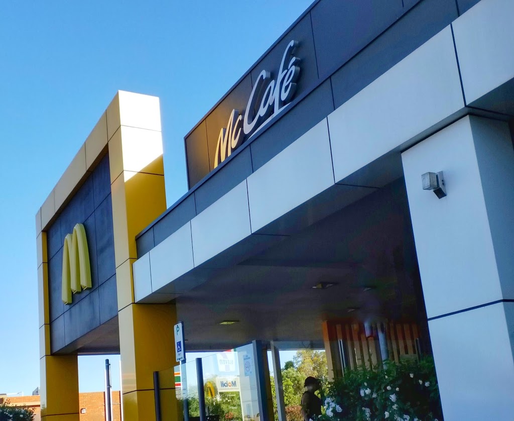 McDonalds Newcomb | meal takeaway | 144-146 Bellarine Hwy, Newcomb VIC 3219, Australia | 0352484299 OR +61 3 5248 4299