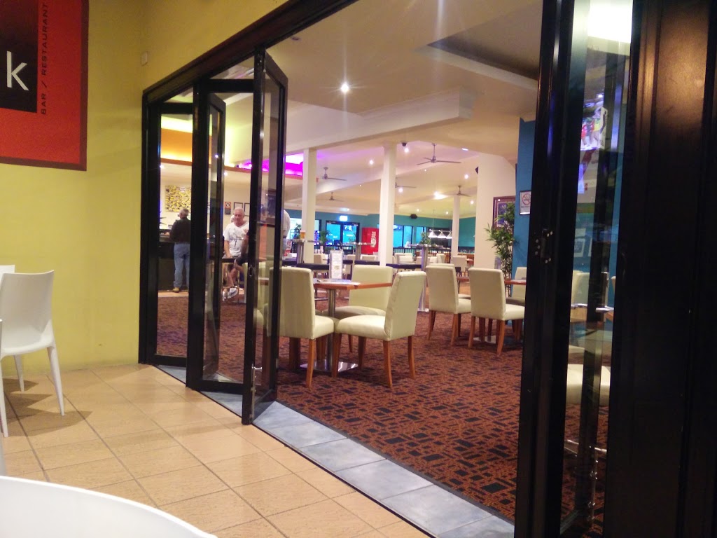 The Oxford Hotel | restaurant | 159 Walker St, Casino NSW 2470, Australia | 0266621031 OR +61 2 6662 1031