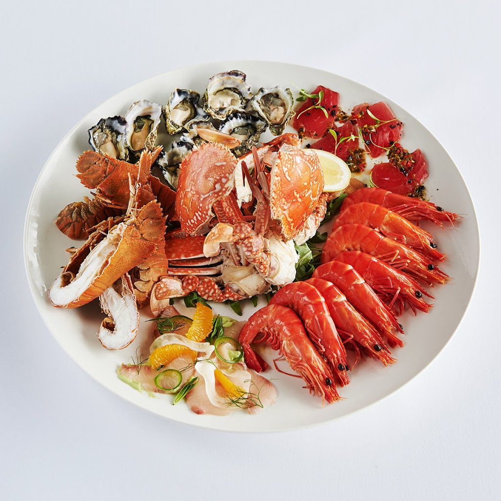 Harbourfront Seafood Restaurant | 2 Endeavour Dr, Wollongong NSW 2500, Australia | Phone: (02) 4227 2999