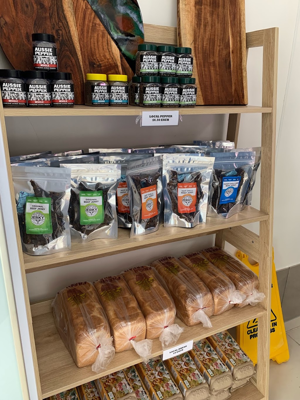 Bud Brothers Jerky | 86 Vipiana Dr, Tully Heads QLD 4854, Australia | Phone: 0417 479 454