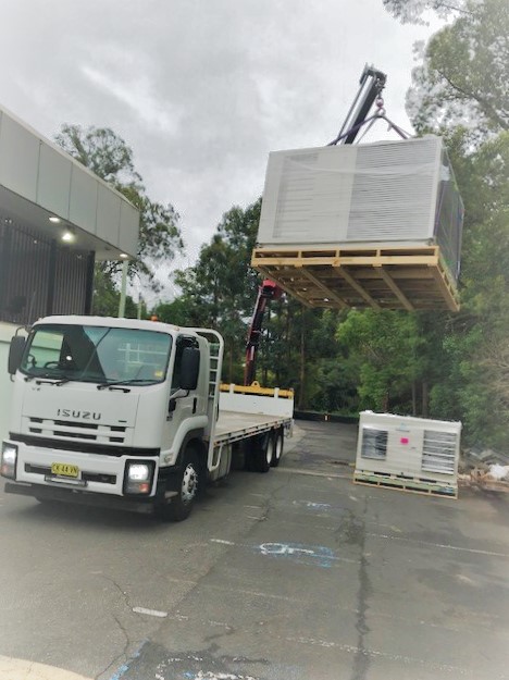 North Shore Crane Trucks | moving company | 11-17 Selwyn St, Wollstonecraft NSW 2065, Australia | 0488006002 OR +61 488 006 002