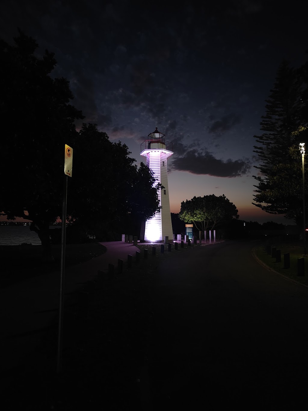 BE THAT WILDFIRE | 237 Shore St N, Cleveland QLD 4163, Australia | Phone: 0481 232 673