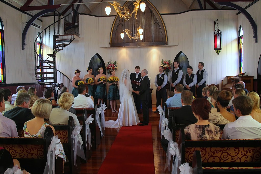 Celebrants Brisbane Andrew Sinclair | 49 Raven St, Camp Hill QLD 4152, Australia | Phone: 0407 679 538