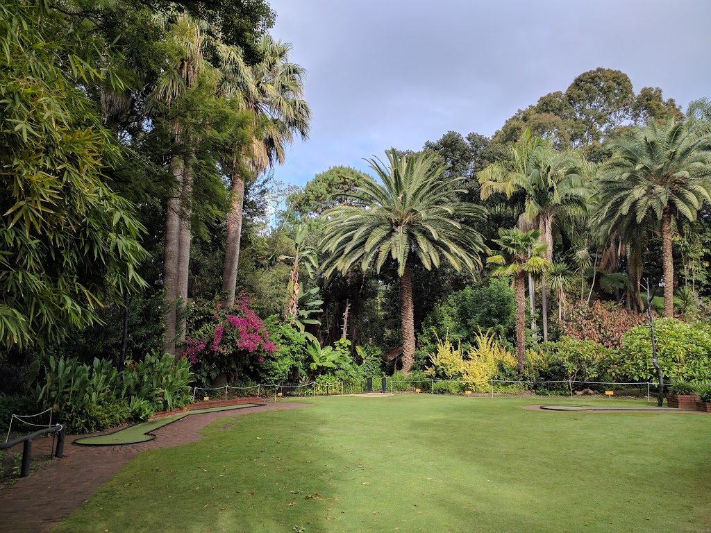 Wanneroo Botanic Gardens and Mini Golf | park | 25 Drovers Pl, Wanneroo WA 6065, Australia | 0894051475 OR +61 8 9405 1475