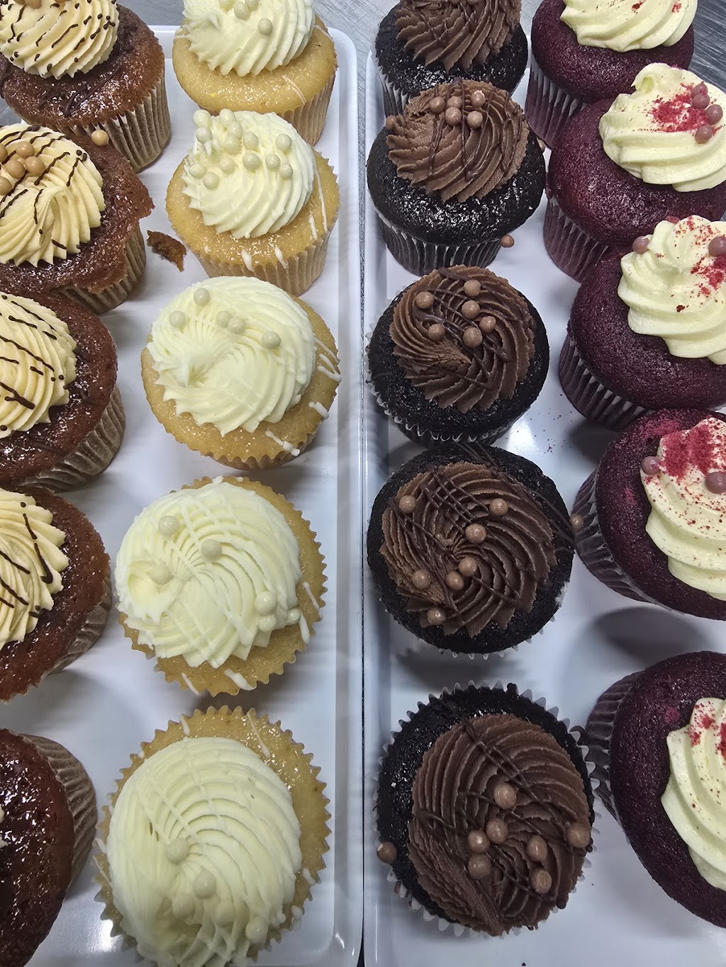 Huddos Bakery | 9/11 Broad St, Sarina QLD 4737, Australia | Phone: (07) 4943 1960