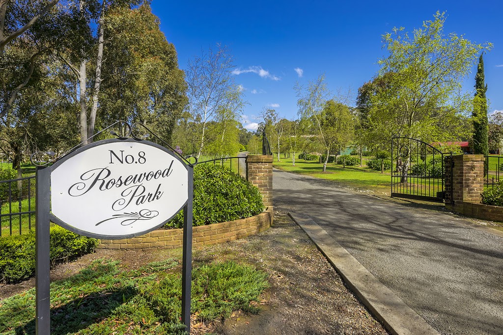 Horse Sit Stay | 8 McIntyre Rd, Yarragon VIC 3823, Australia | Phone: 0438 594 285