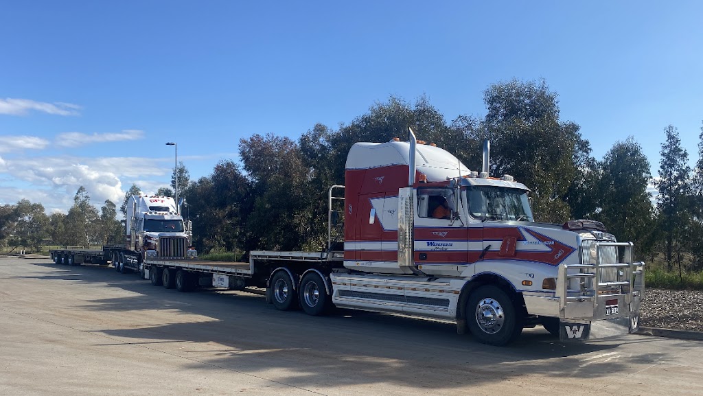 Woods Haulage | 53 Camfield Dr, Heatherbrae NSW 2324, Australia | Phone: 0408 313 515