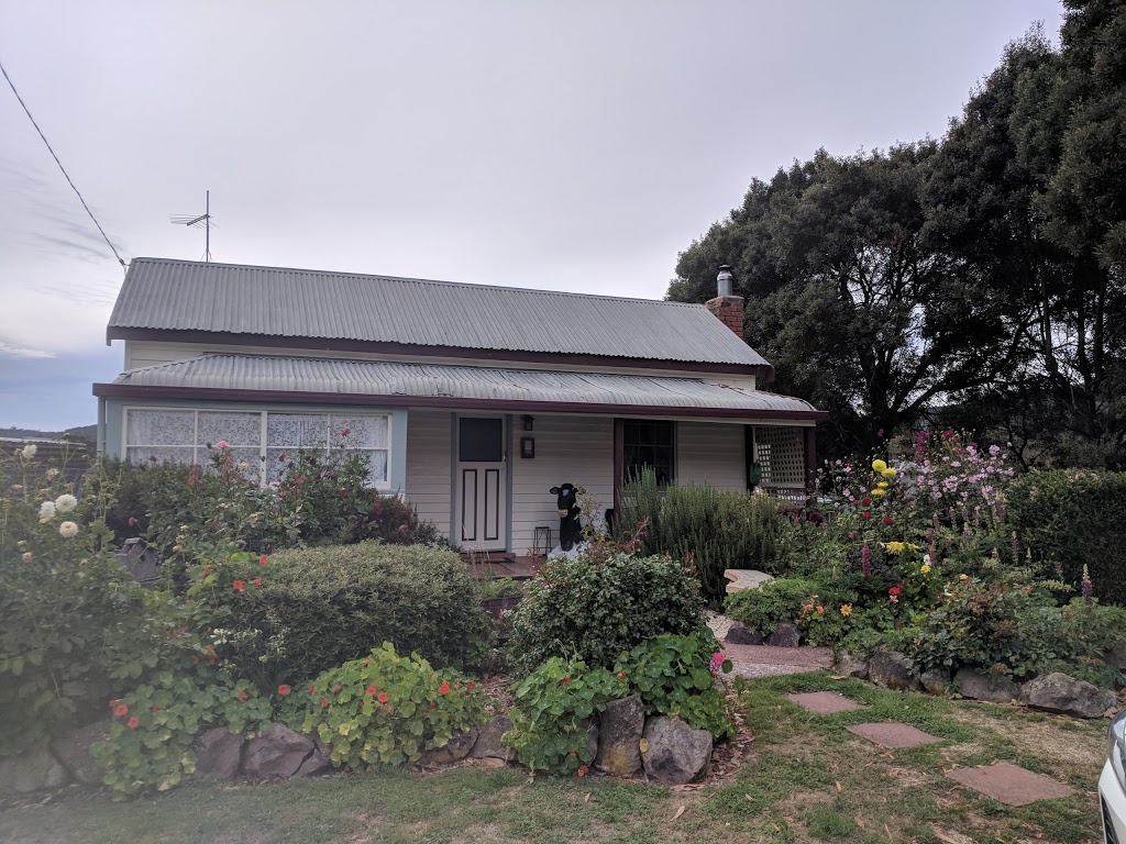 Hurlfield Farm Cottage | 537 Claude Rd, Sheffield TAS 7306, Australia | Phone: (03) 6491 2030