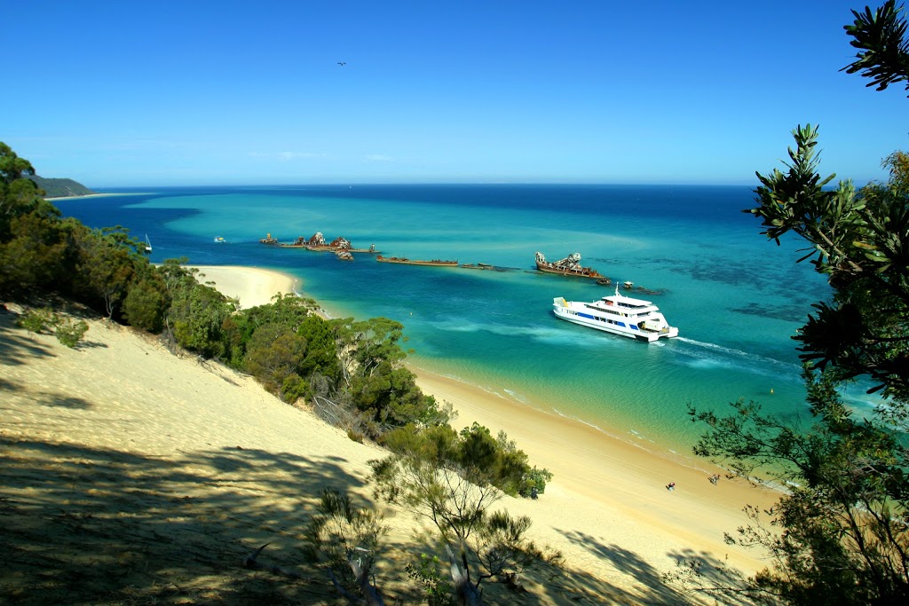 Sunset Safaris Moreton Island | travel agency | 101 Moreton St, Moreton Island QLD 4025, Australia | 1300553606 OR +61 1300 553 606