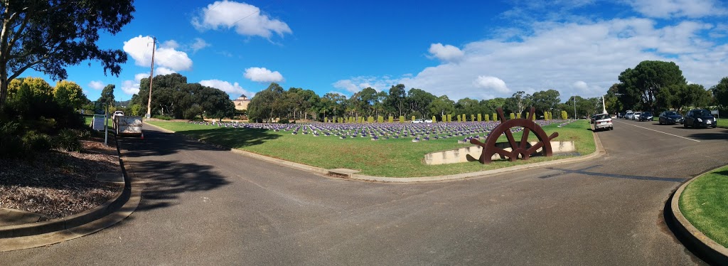 Derrick Gardens Returned Veterans Cemetery | cemetery | Centenial Park Cemetery, Pasadena SA 5042, Australia