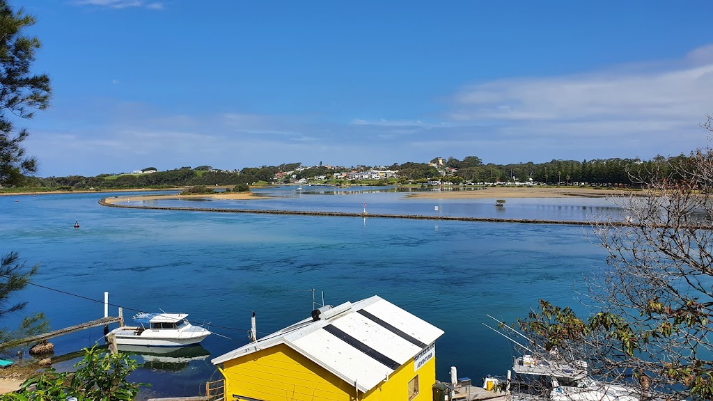 Narooma Bridge Seafoods | food | Boatshed LI400996, Narooma NSW 2546, Australia | 0244761586 OR +61 2 4476 1586
