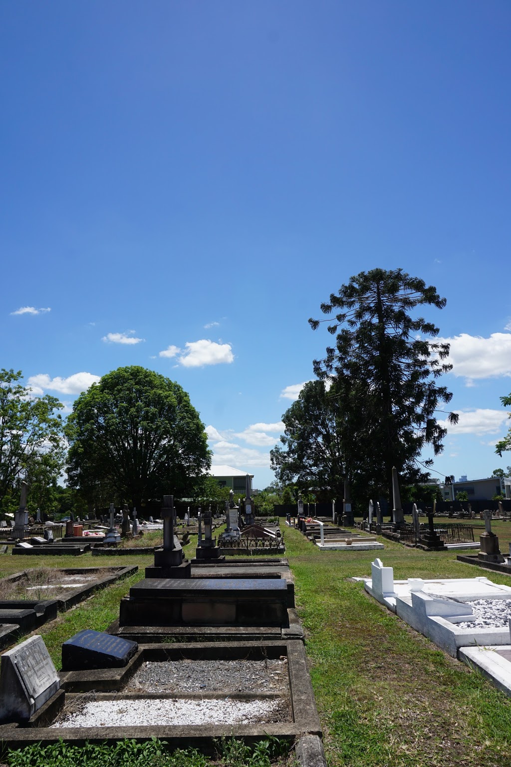 Sherwood Cemetery | cemetery | 533 Sherwood Rd, Sherwood QLD 4075, Australia