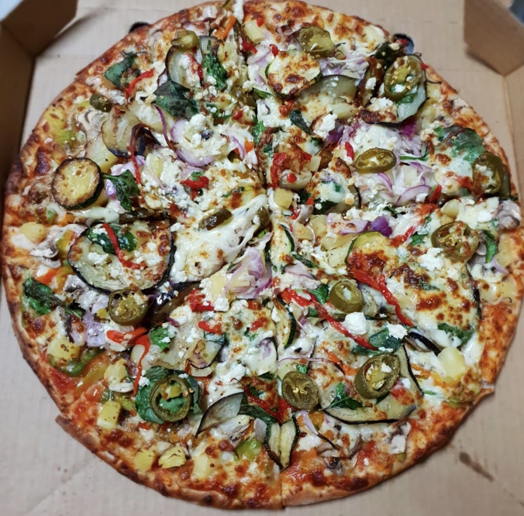 Crusty Pizza | 112 Hemmings St, Dandenong VIC 3175, Australia | Phone: (03) 9794 9597