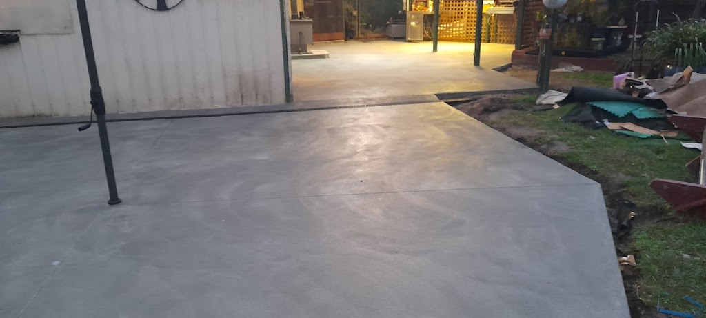 Burnside Drive Playground | 15 Burnside Dr, Morwell VIC 3840, Australia | Phone: (03) 9209 6348
