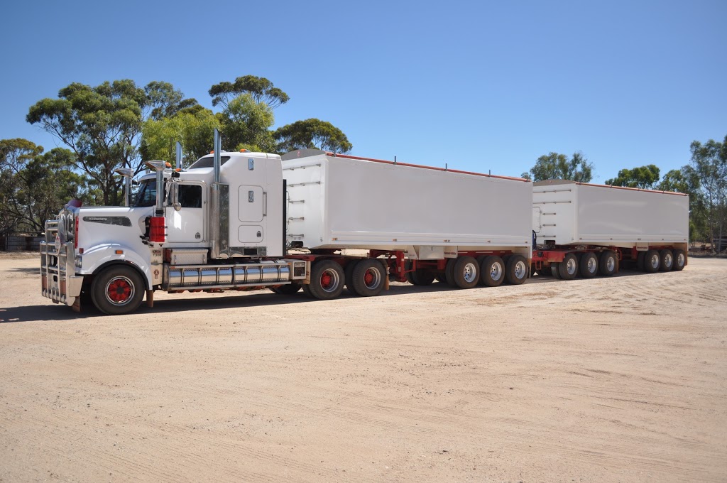 Murrays Transport | moving company | 2/226 Riley Rd, Moora WA 6510, Australia | 0417978939 OR +61 417 978 939
