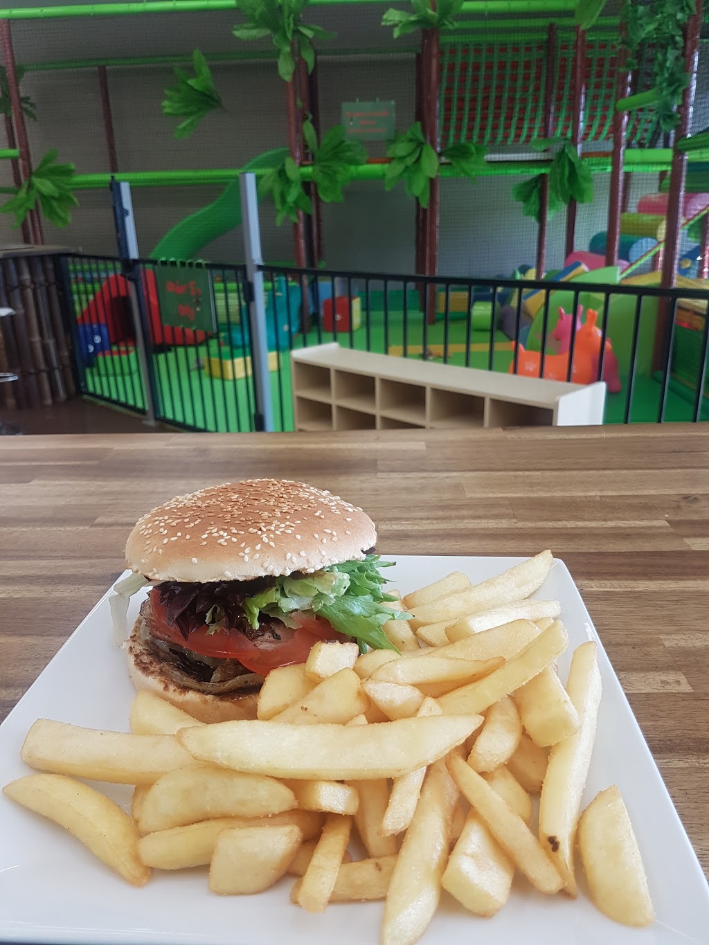 The Gympie Jungle | meal takeaway | 23 Tozer St, Gympie QLD 4570, Australia | 0754811290 OR +61 7 5481 1290