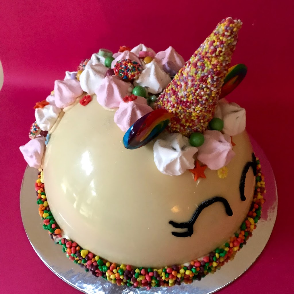 Smashed Pinata (Melbourne Smash cakes) | bakery | 41a Brunel St, Malvern East VIC 3145, Australia | 0451309149 OR +61 451 309 149