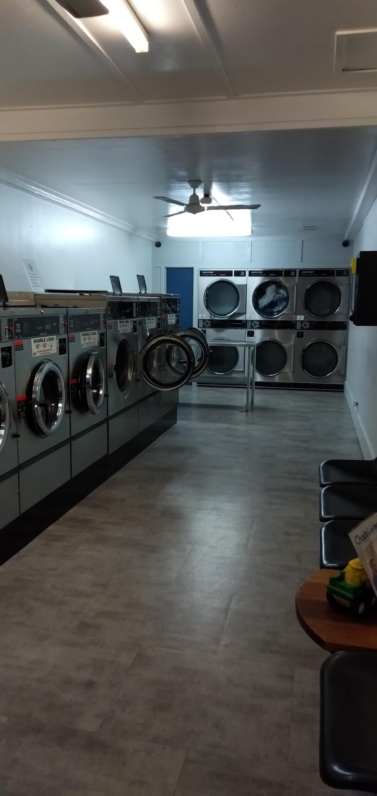 Excel Laundrys Chermside | laundry | 777 Gympie Rd, Chermside QLD 4032, Australia | 0475585662 OR +61 475 585 662