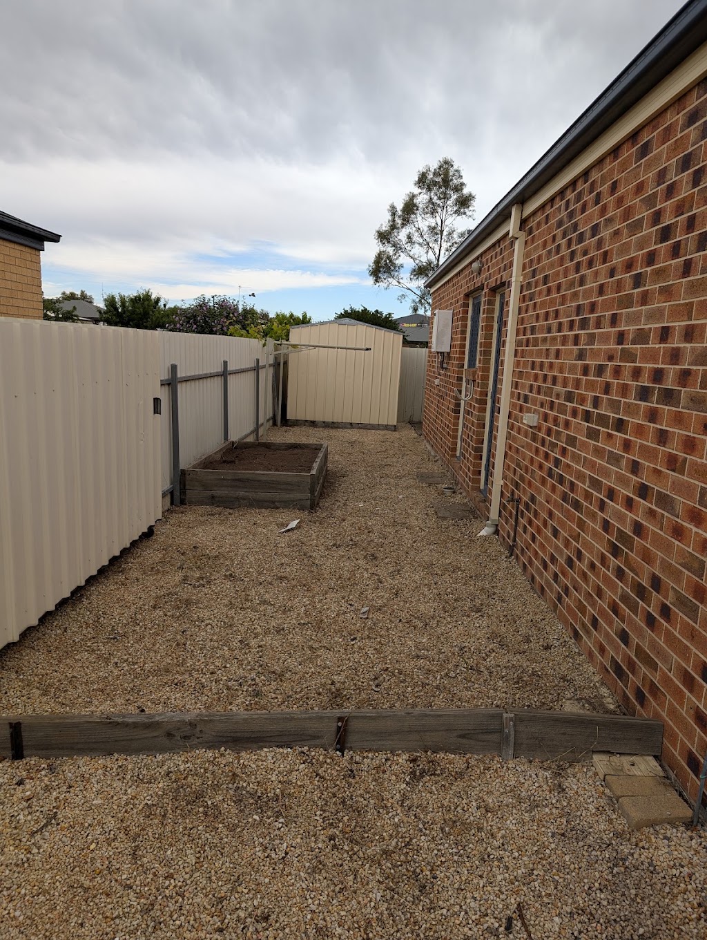 Blue Ute Garden Services | Natimuk Rd, Horsham VIC 3400, Australia | Phone: 0405 775 900