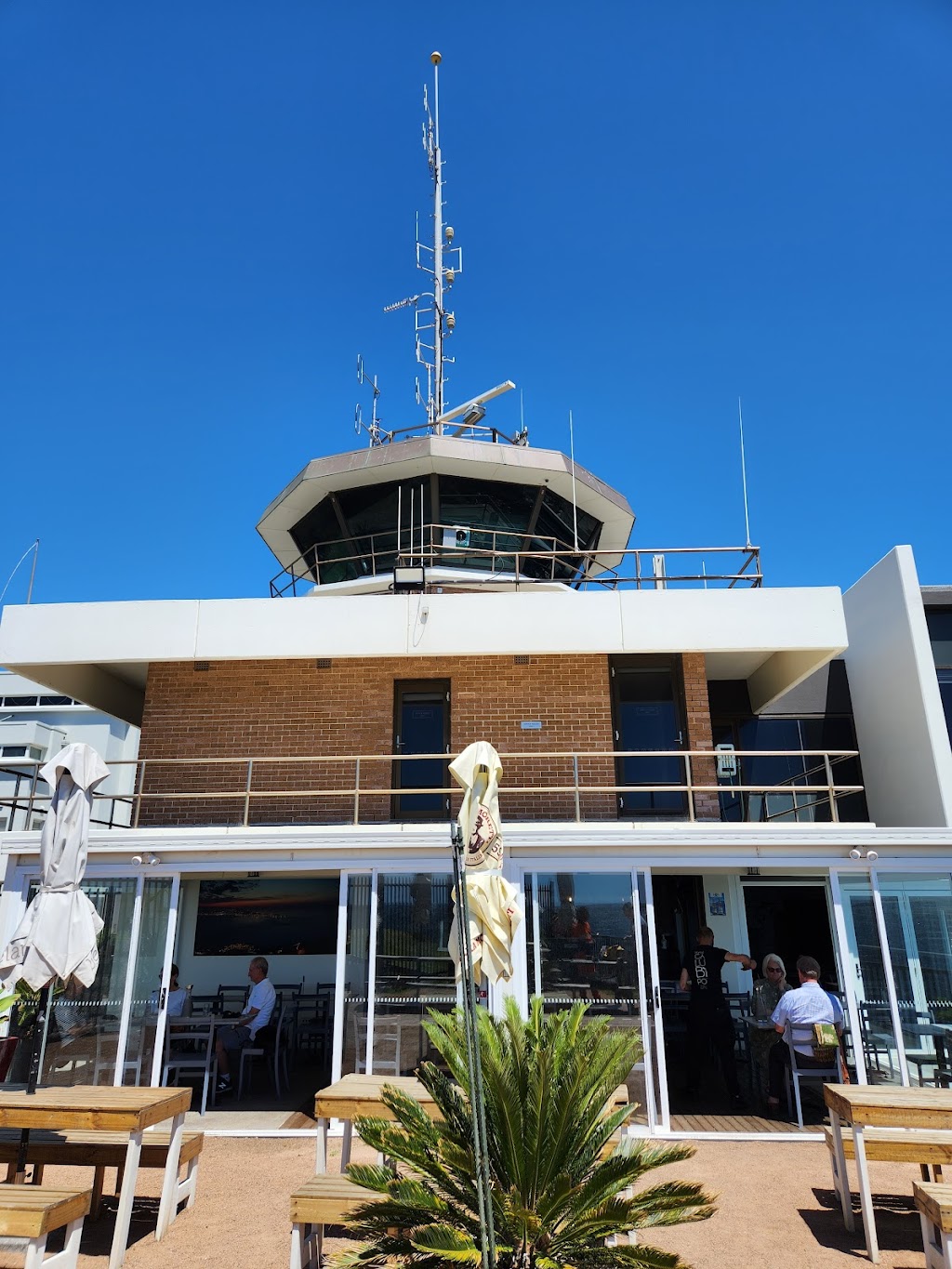 Lo Stretto Cafe Restaurant | restaurant | Maritime Centre, Level 2/91 Foreshore Rd, Port Kembla NSW 2505, Australia | 0432427554 OR +61 432 427 554