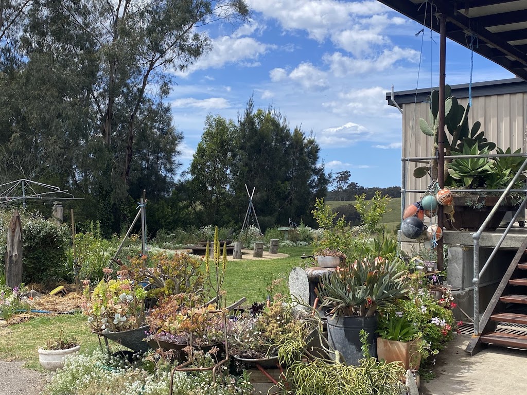 Mary’s Art Studio | 22 Princes Hwy, Bodalla NSW 2545, Australia | Phone: 0438 537 462