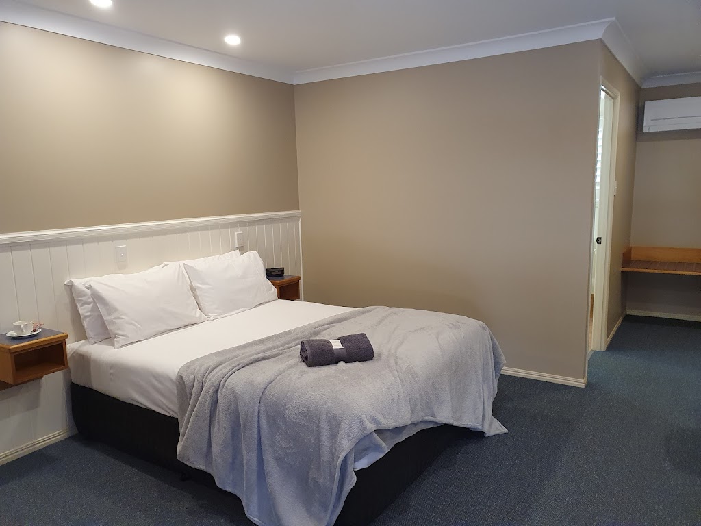 Dirranbandi Motor Inn | 13 Railway St, Dirranbandi QLD 4486, Australia | Phone: (07) 4620 7000