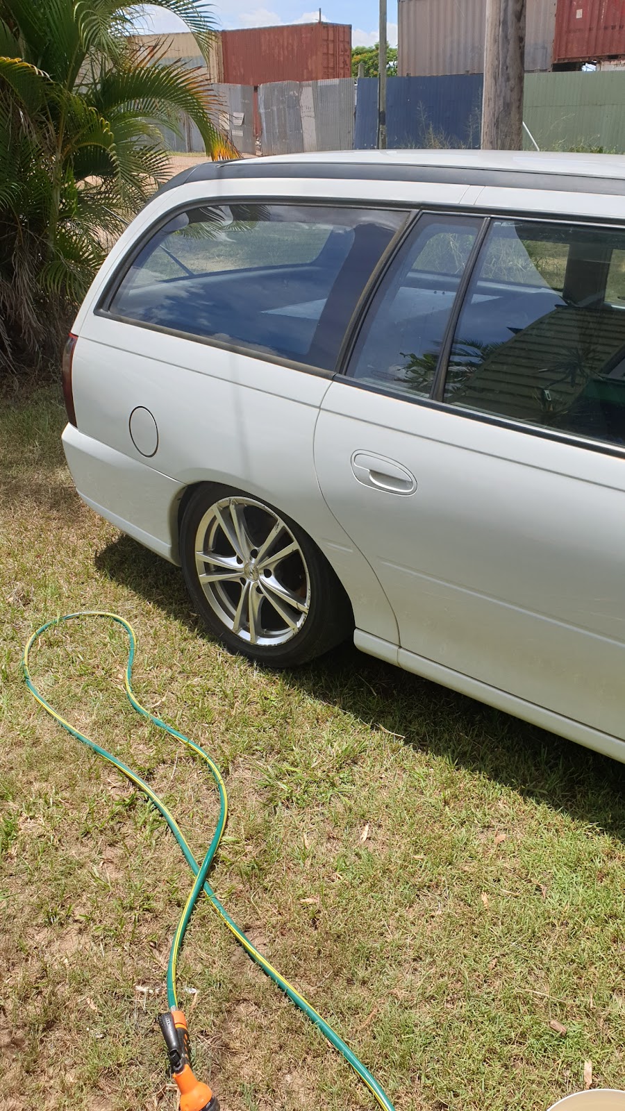 Busted Knuckles Detailing | car wash | Tiger St, Maryborough QLD 4650, Australia | 0413641831 OR +61 413 641 831