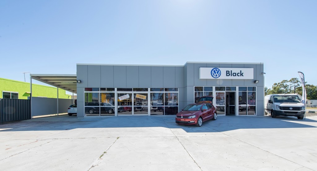 Black Volkswagen | car dealer | 43/45 McDowall St, Roma QLD 4455, Australia | 0746242400 OR +61 7 4624 2400