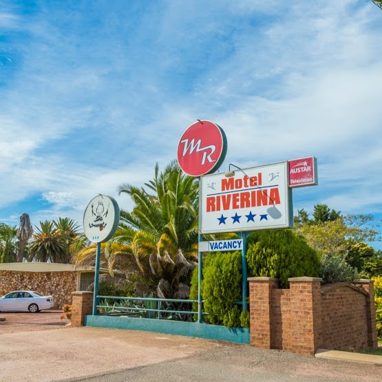 Motel Riverina | lodging | 1 Yanco Ave, Leeton NSW 2705, Australia | 0269532955 OR +61 2 6953 2955