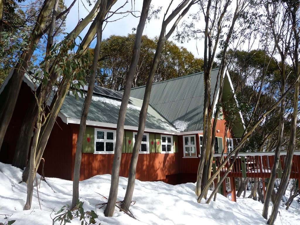 Red Onion Ski Chalet | lodging | 7 Arlberg St, Falls Creek VIC 3699, Australia | 0299696286 OR +61 2 9969 6286