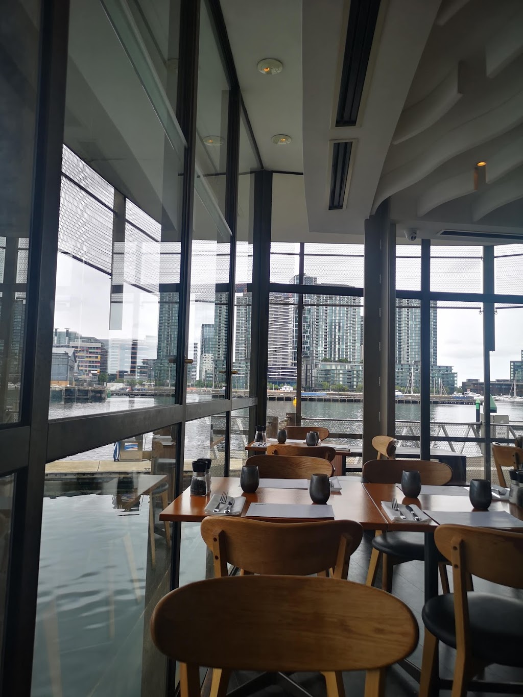 Berth | restaurant | 45 Newquay Prom, Docklands VIC 3008, Australia | 0396700199 OR +61 3 9670 0199