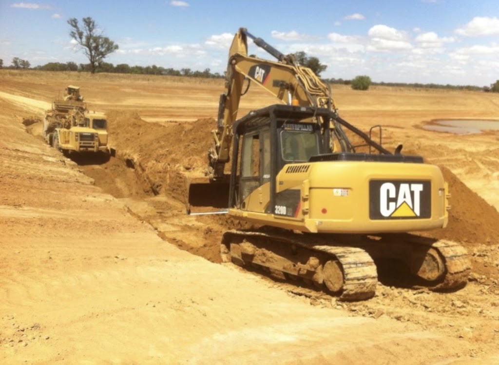 Three Rivers Earthmoving | 4 Forrest Ct, Finley NSW 2713, Australia | Phone: 0448 017 095