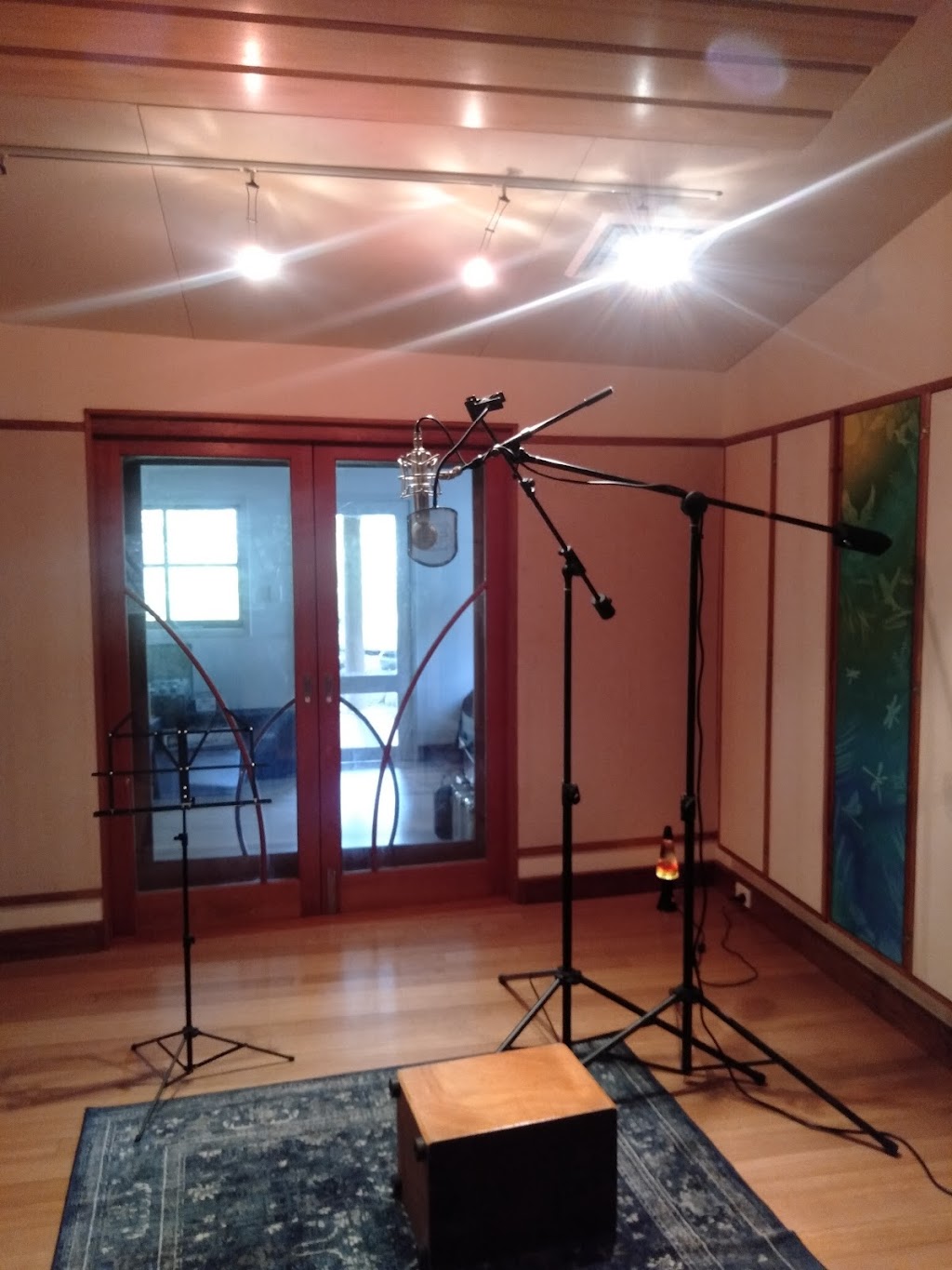 Mix Artist Studio | Left Bank Rd, Mullumbimby NSW 2482, Australia | Phone: 0404 768 986