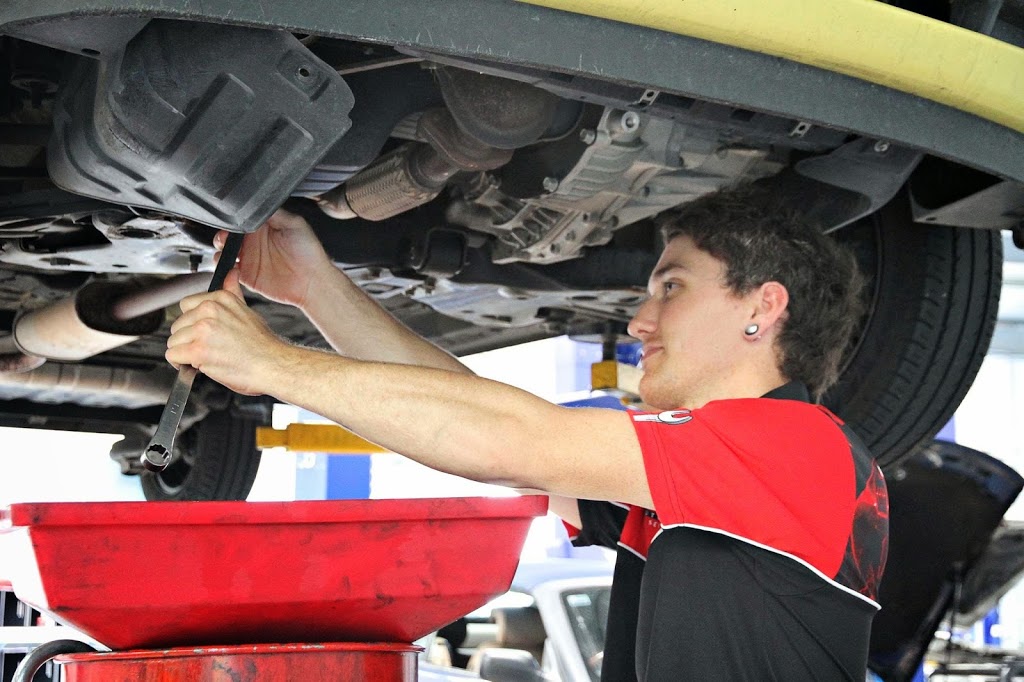Kats Automotive Services | car repair | 1/50 Caswell St, East Brisbane QLD 4151, Australia | 0733973777 OR +61 7 3397 3777
