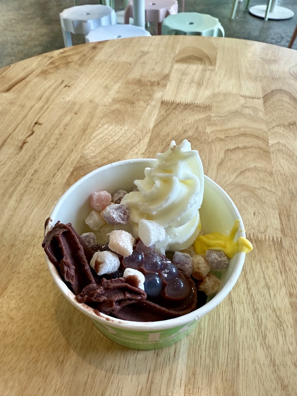Yo-Lo Frozen Yoghurt & Acai | 1001 Doncaster Rd, Doncaster East VIC 3109, Australia | Phone: (03) 9842 1011