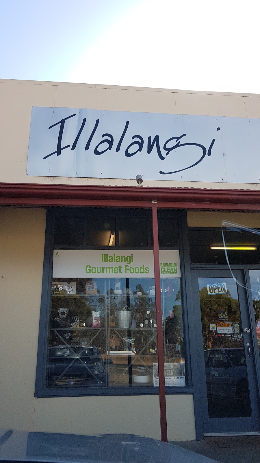 Illalangi Gourmet Foods | park | 12915 Sturt Hwy, Waikerie SA 5330, Australia | 0427419037 OR +61 427 419 037