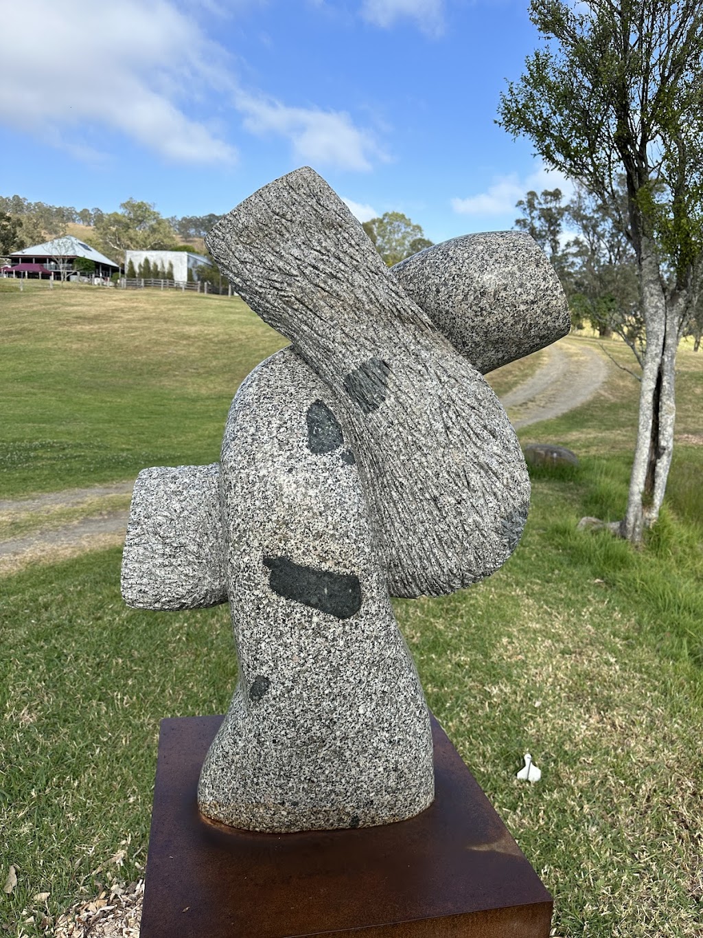 Sculpture on the Farm | 74 Common Rd, Dungog NSW 2420, Australia | Phone: 0407 202 838