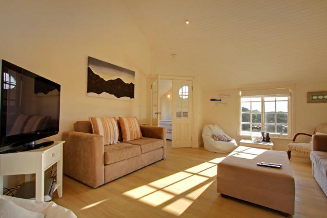 The Hamptons in Sorrento | lodging | 56 Abbotsford St, Sorrento VIC 3943, Australia | 0359844744 OR +61 3 5984 4744