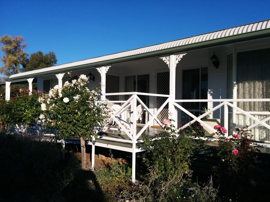 Burrabliss Luxury Bed and Breakfast | lodging | 169 Lakeside Dr, Lake Boga VIC 3584, Australia | 0350372527 OR +61 3 5037 2527