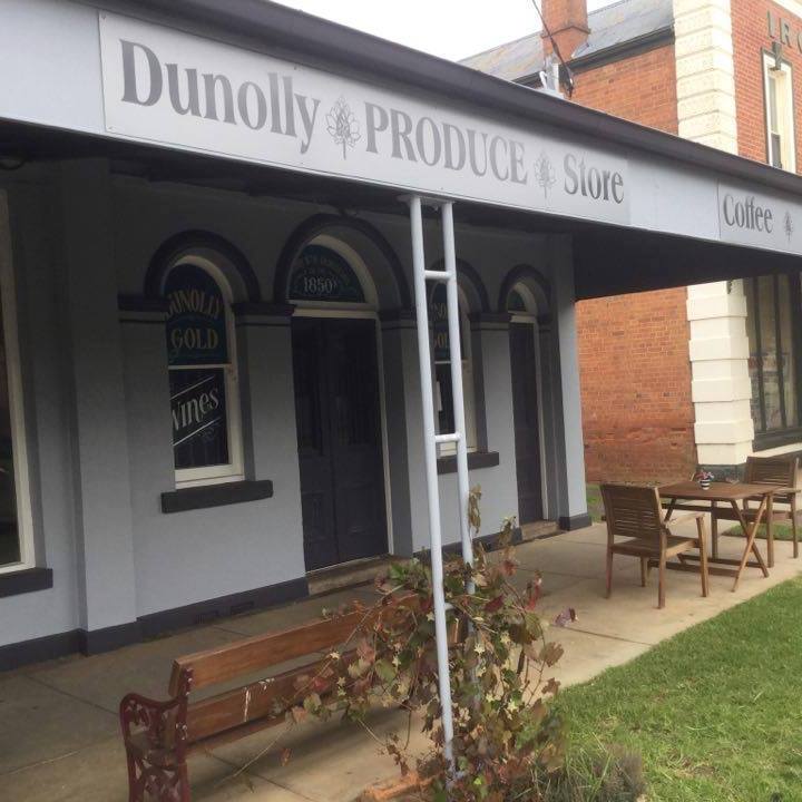 Dunolly Bistro and Bar | 127 Broadway, Dunolly VIC 3472, Australia | Phone: 0412 811 223